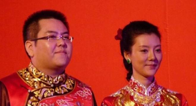 太大了难怪不拍戏了都快认不出来了J9九游会去集市偶遇车晓她脸变化(图6)